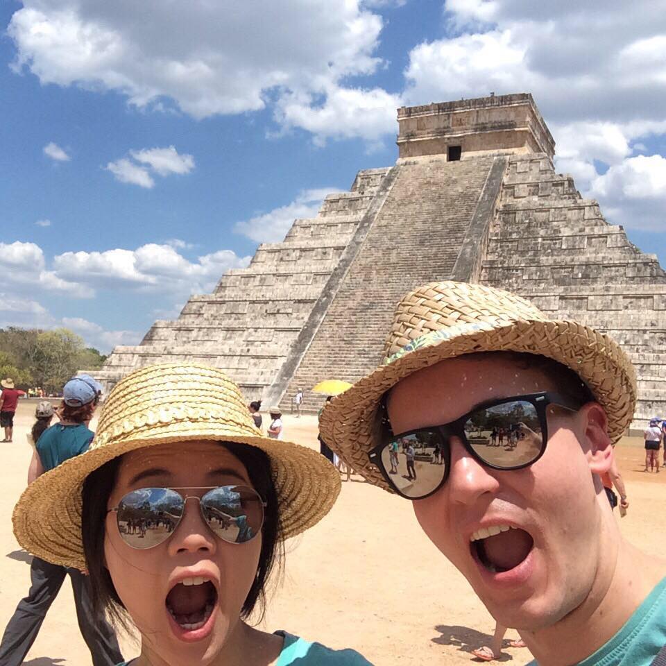 跟著恬恬與Fabianㄧ起刮世界地圖